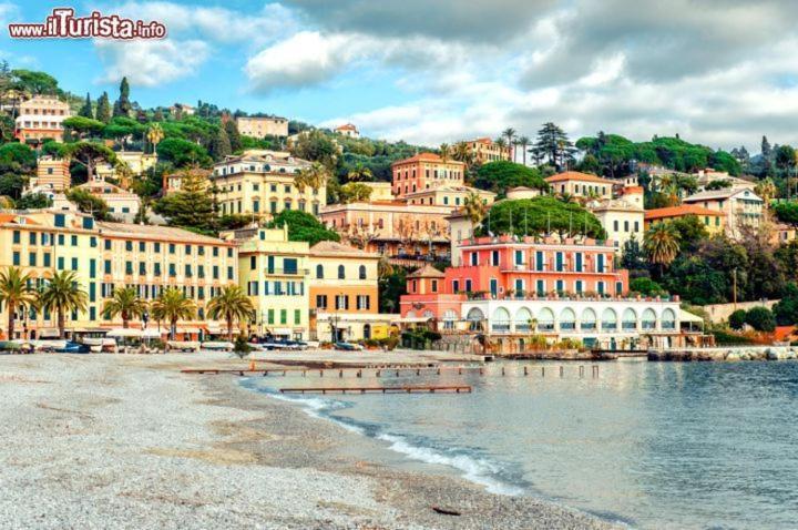 Casarinolaurino Valle Del Golfo Healthy Air Above The Sea Uscio Exterior foto