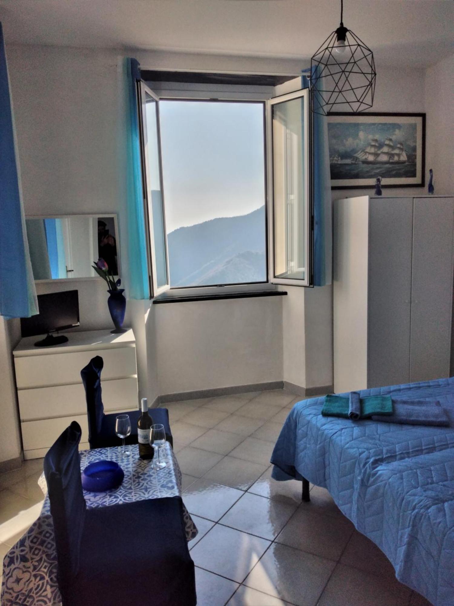 Casarinolaurino Valle Del Golfo Healthy Air Above The Sea Uscio Exterior foto
